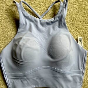 Lululemon like a cloud high neck bra size 6 pastel blue